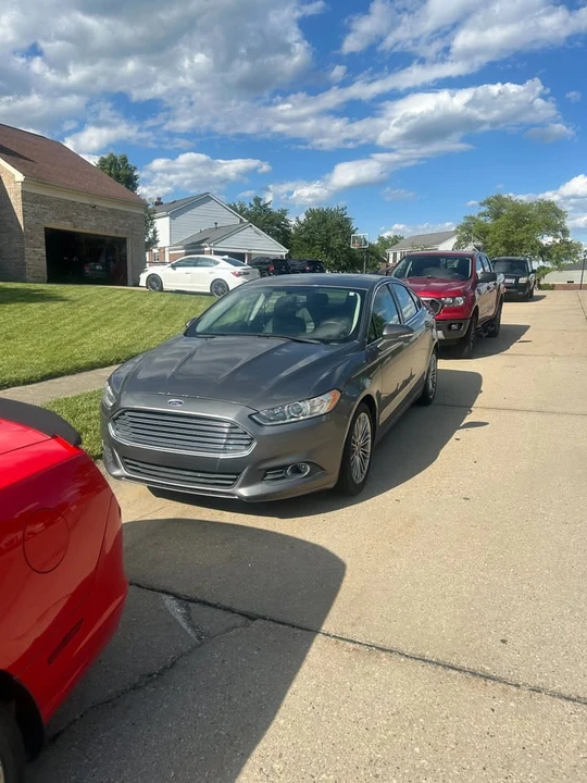 2013 Ford Fusion 2nd Gen - Image 3 of 5