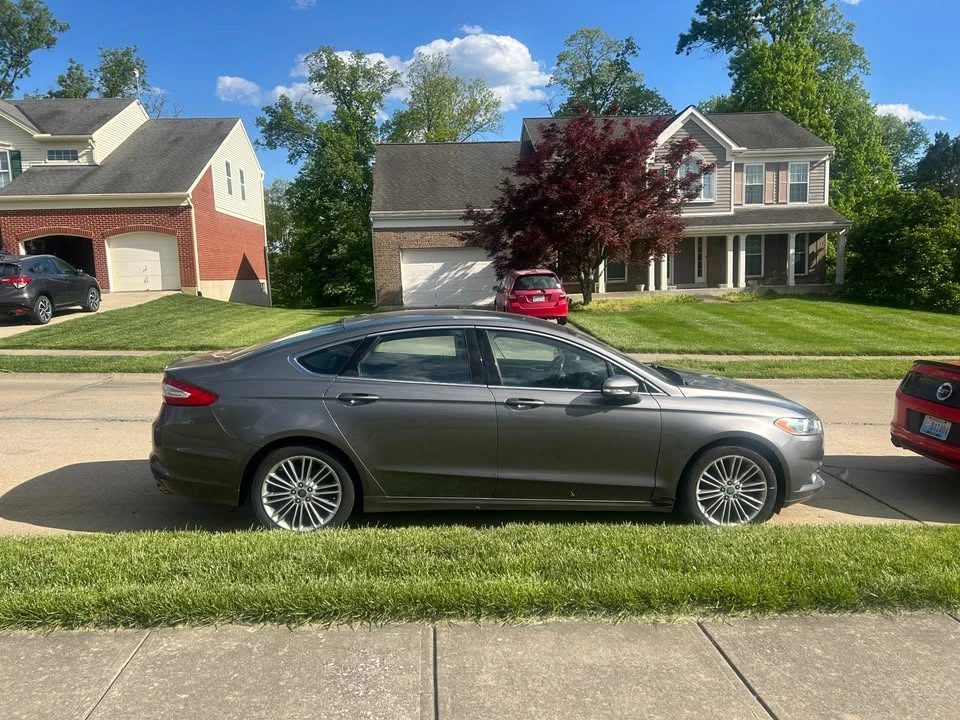 2013 Ford Fusion 2nd Gen - Image 5 of 5