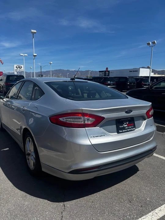 2013 Ford Fusion 2nd Gen - Image 3 of 3