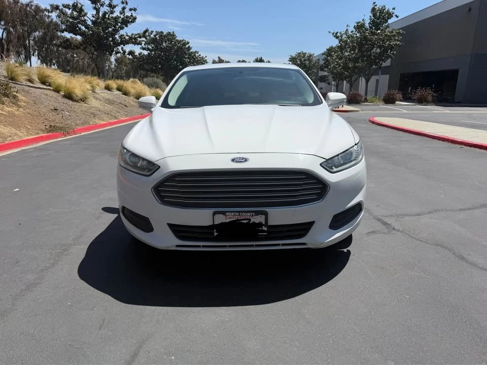 2013 Ford Fusion 2nd Gen - Image 3 of 11