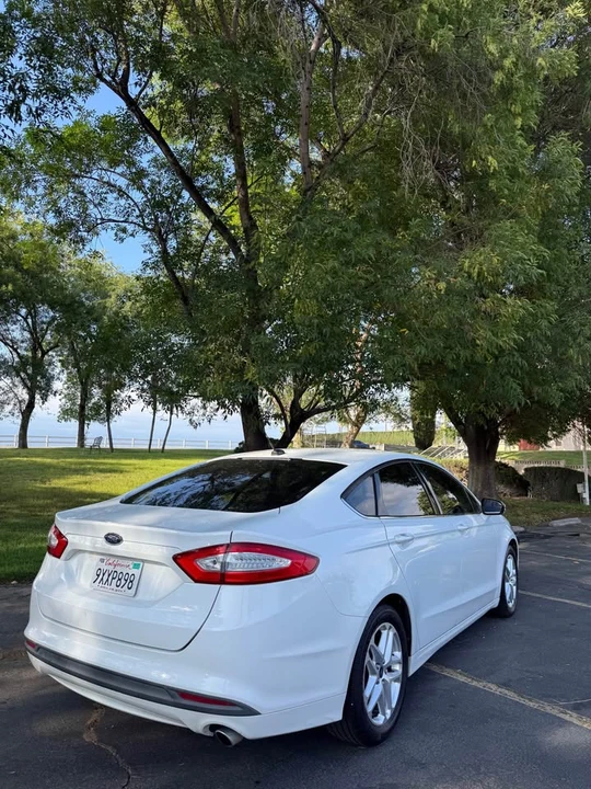 2013 Ford Fusion 2nd Gen - Image 5 of 15