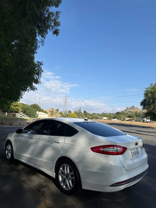 2013 Ford Fusion 2nd Gen - Image 15 of 15