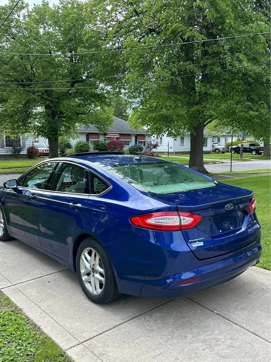 2013 Ford Fusion 2nd Gen - Image 5 of 19