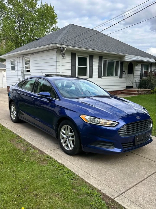 2013 Ford Fusion 2nd Gen - Image 9 of 19