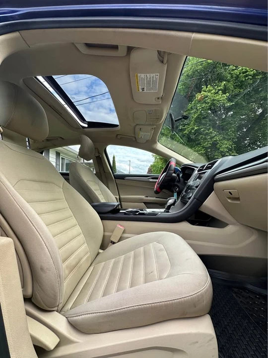 2013 Ford Fusion 2nd Gen - Image 11 of 19