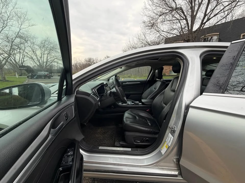 2013 Ford Fusion 2nd Gen - Image 8 of 19