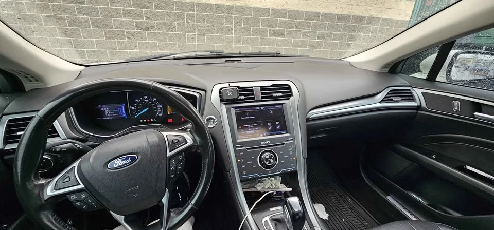 2013 Ford Fusion 2nd Gen - Image 9 of 10