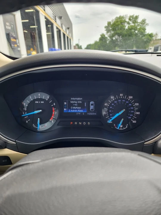 2013 Ford Fusion 2nd Gen - Image 6 of 12