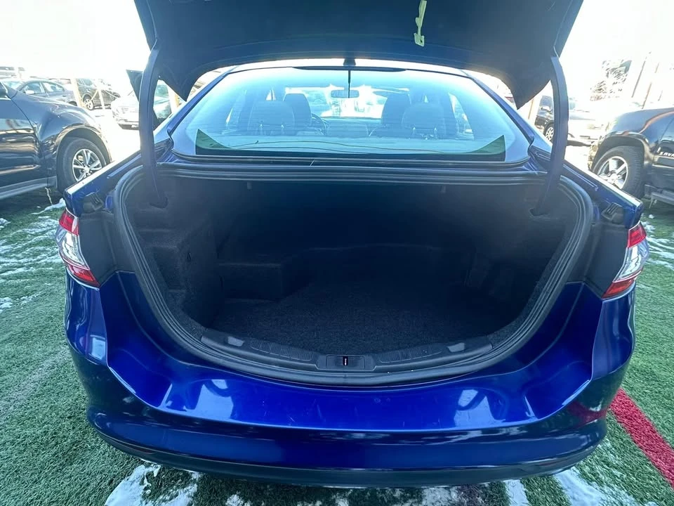 2013 Ford Fusion 2nd Gen - Image 11 of 13