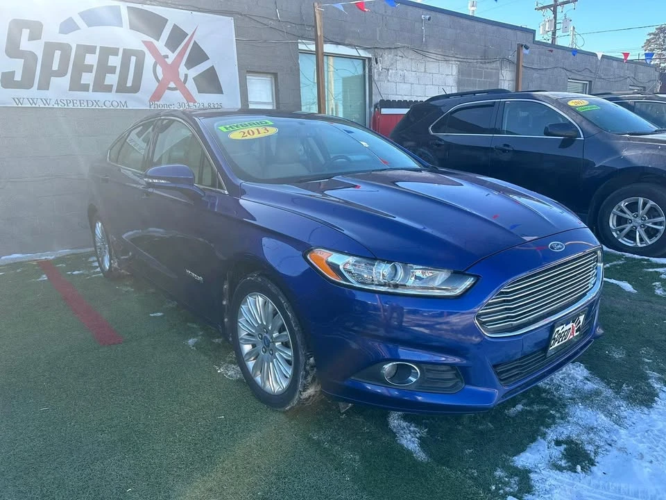 2013 Ford Fusion 2nd Gen - Image 2 of 13