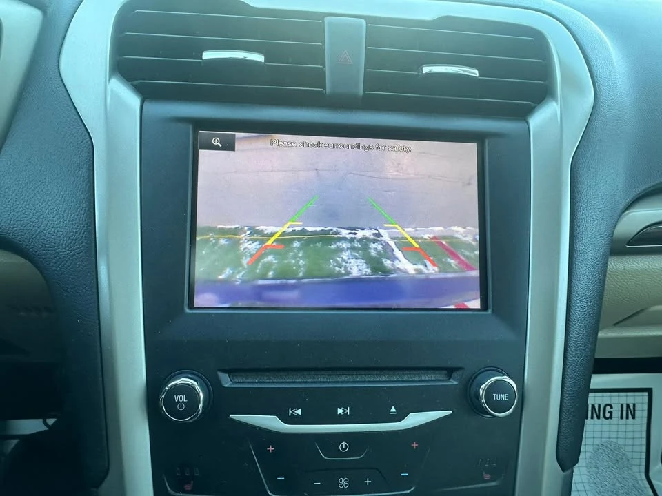 2013 Ford Fusion 2nd Gen - Image 6 of 13