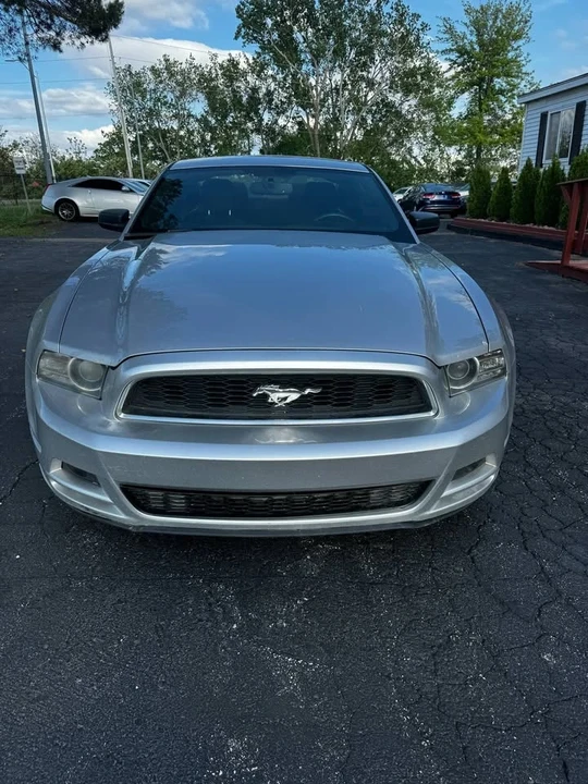 2013 Ford S197 Mustang - Image 5 of 17