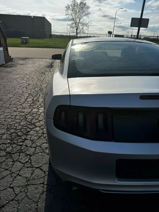 2013 Ford S197 Mustang - Image 8 of 17