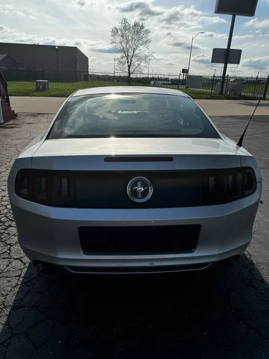2013 Ford S197 Mustang - Image 7 of 17
