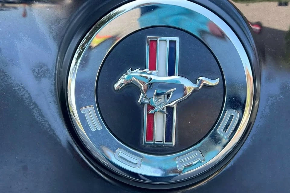 2013 Ford S197 Mustang - Image 11 of 19