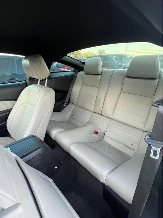 2013 Ford S197 Mustang - Image 7 of 12