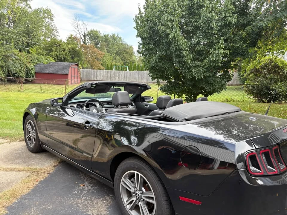 2013 Ford S197 Mustang - Image 3 of 8