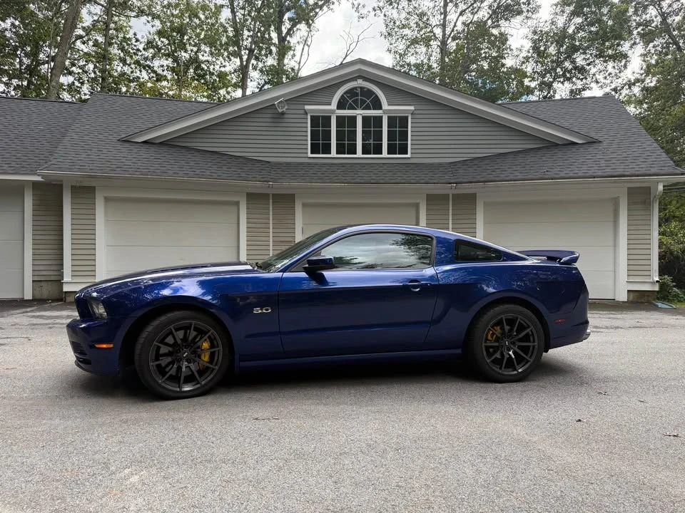 2013 Ford S197 Mustang - Image 2 of 10