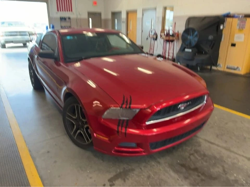 2013 Ford S197 Mustang - Image 2 of 6