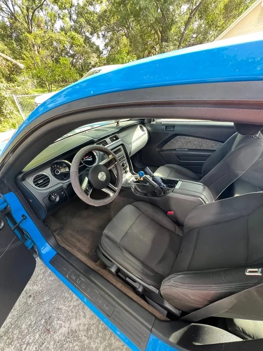 2013 Ford S197 Mustang - Image 6 of 9