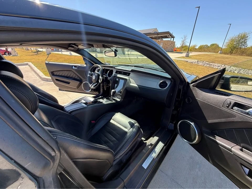 2013 Ford S197 Mustang - Image 3 of 14