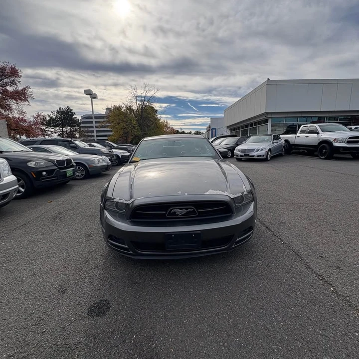 2013 Ford S197 Mustang - Image 2 of 9