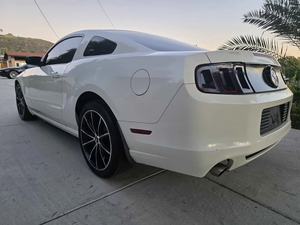 2013 Ford S197 Mustang - Image 3 of 8