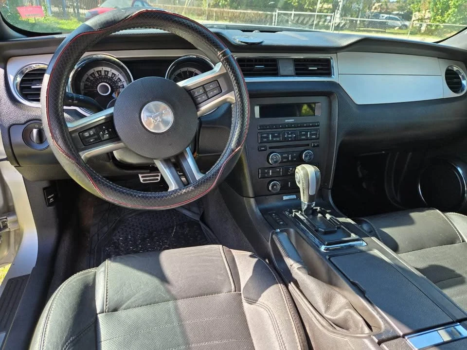 2013 Ford S197 Mustang - Image 6 of 19