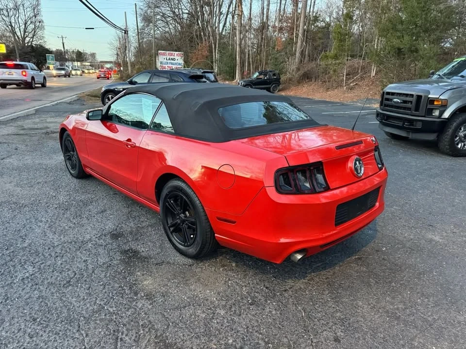 2013 Ford S197 Mustang - Image 5 of 18