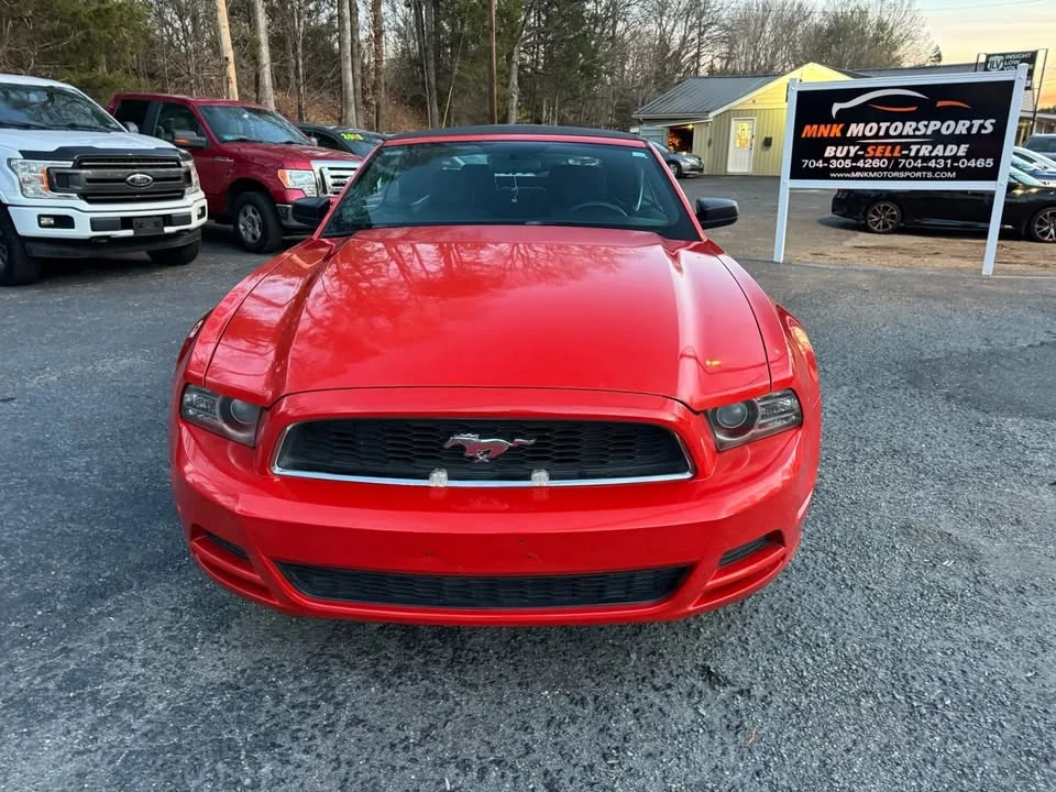 2013 Ford S197 Mustang - Image 2 of 18