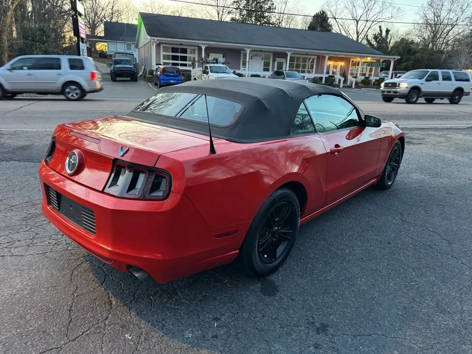 2013 Ford S197 Mustang - Image 7 of 18