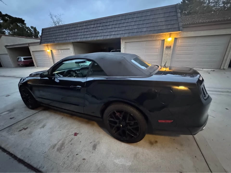 2013 Ford S197 Mustang - Image 3 of 5