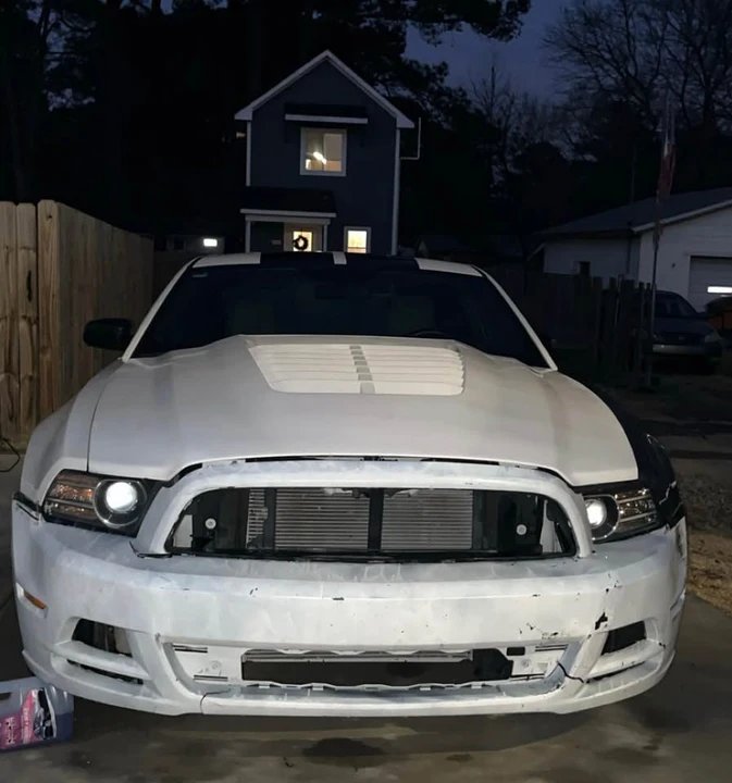 2013 Ford S197 Mustang - Image 2 of 14