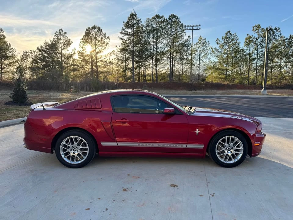 2013 Ford S197 Mustang - Image 8 of 20