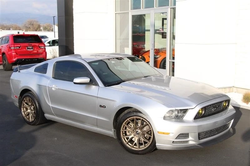 2013 Ford S197 Mustang - Image 2 of 18