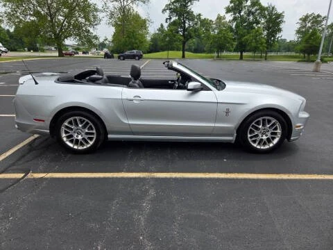 2013 Ford S197 Mustang - Image 6 of 13