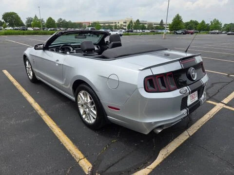 2013 Ford S197 Mustang - Image 3 of 13