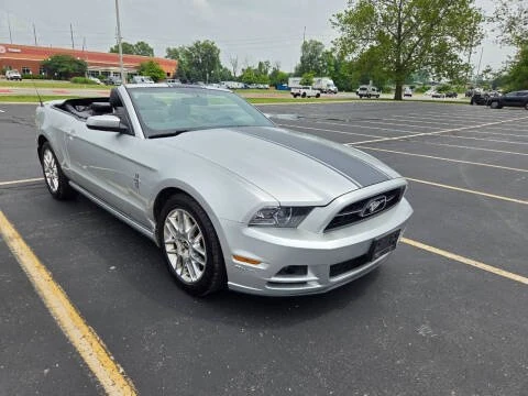 2013 Ford S197 Mustang - Image 7 of 13