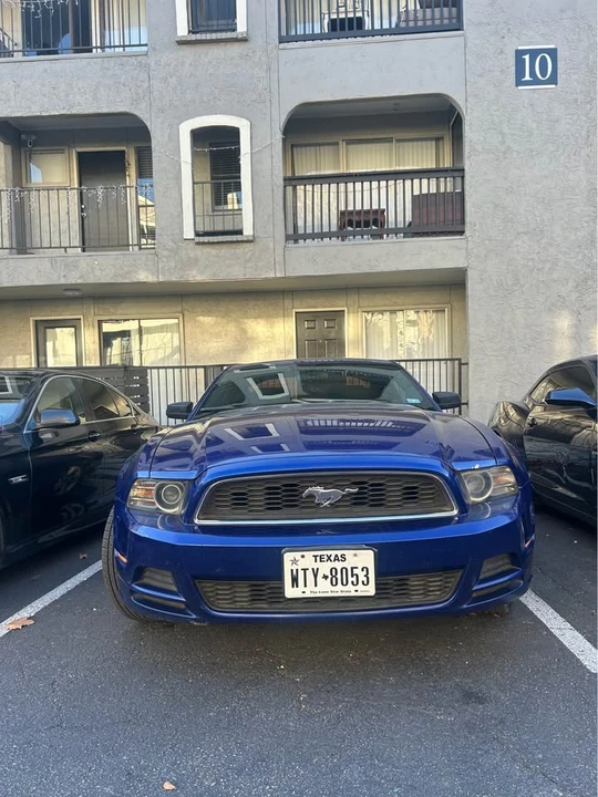 2013 Ford S197 Mustang - Image 2 of 7