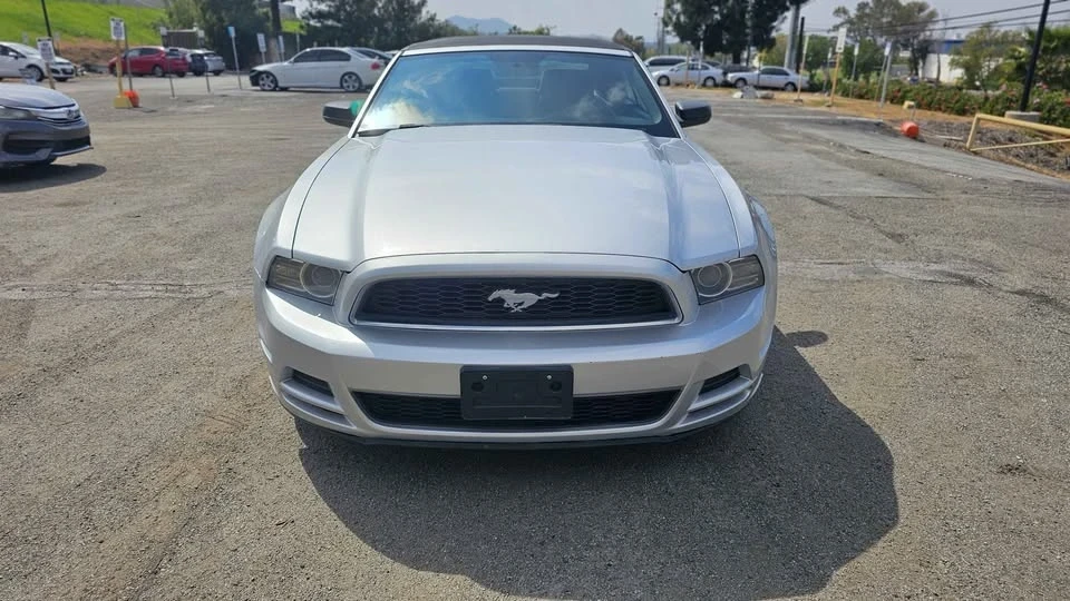 2013 Ford S197 Mustang - Image 3 of 13