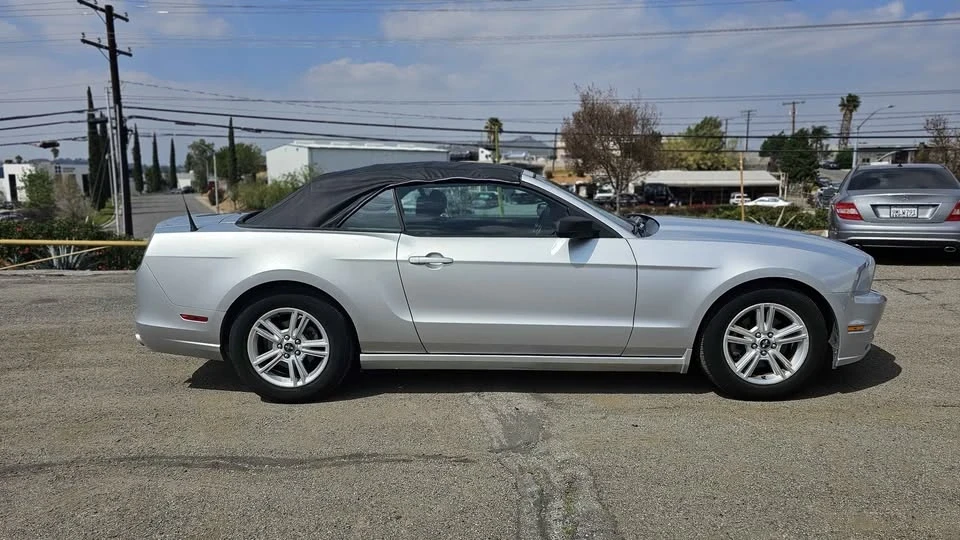 2013 Ford S197 Mustang - Image 5 of 13