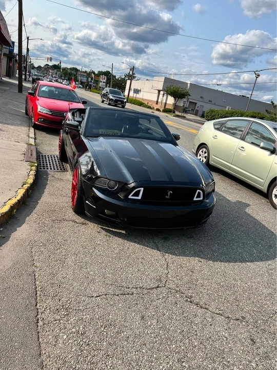 2013 Ford S197 Mustang - Image 2 of 5