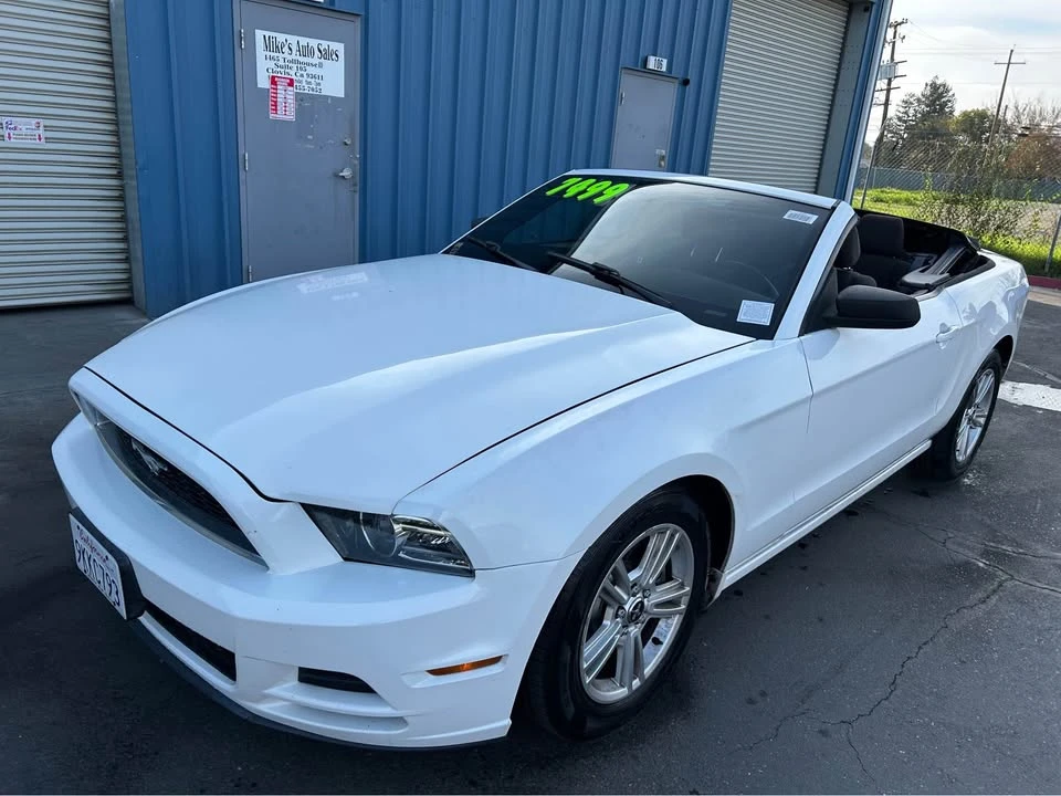 2013 Ford S197 Mustang - Image 4 of 12