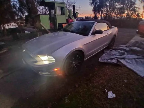 2013 Ford Mustang Convertible