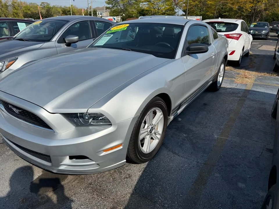 2013 Ford S197 Mustang - Image 3 of 7