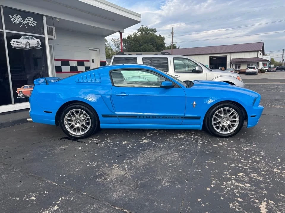 2013 Ford S197 Mustang - Image 8 of 8