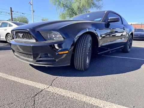 2013 Ford Mustang V6 Coupe