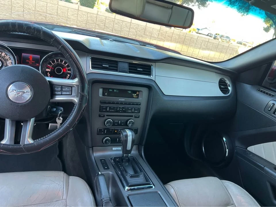 2013 Ford S197 Mustang - Image 2 of 5
