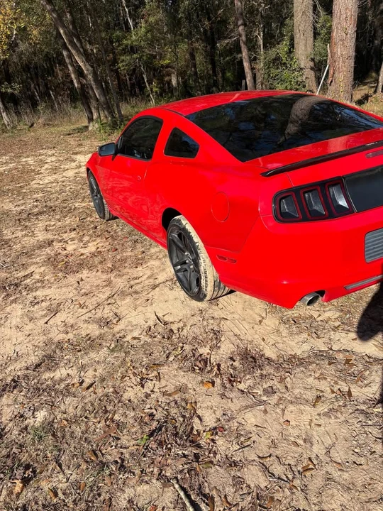 2013 Ford S197 Mustang - Image 2 of 5