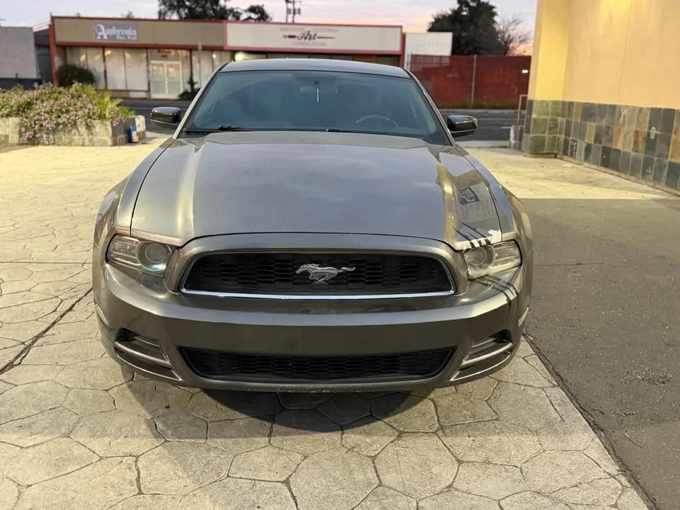 2013 Ford S197 Mustang - Image 8 of 12